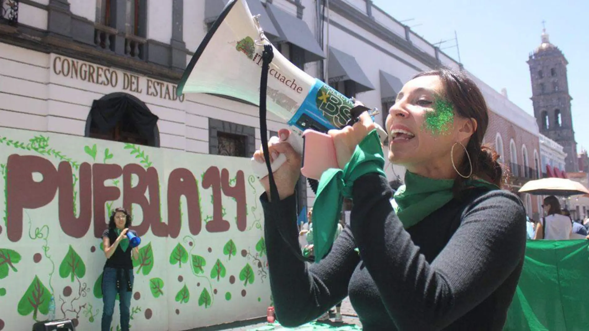 El pleno del Congreso del Estado aprobo en lo general la despenalización del aborto en Puebla hasta las 12 semanas de gestación